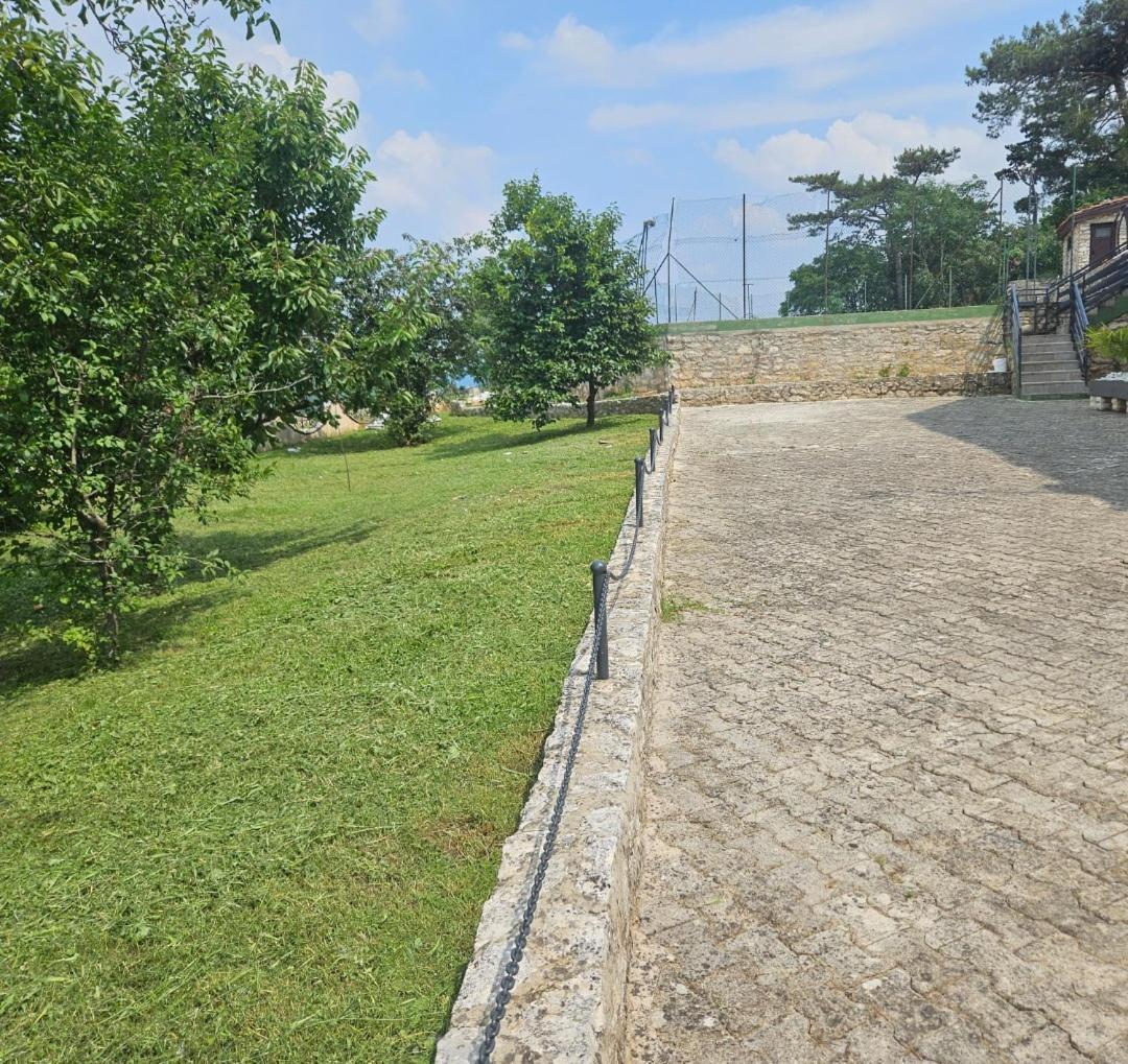Villa Dts3 Kastel Phòng bức ảnh